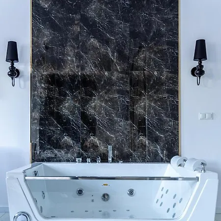 아파트 Bryza De Luxe Z Jacuzzi *