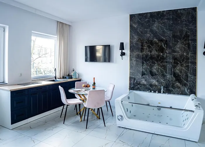 Bryza De Luxe Z Jacuzzi